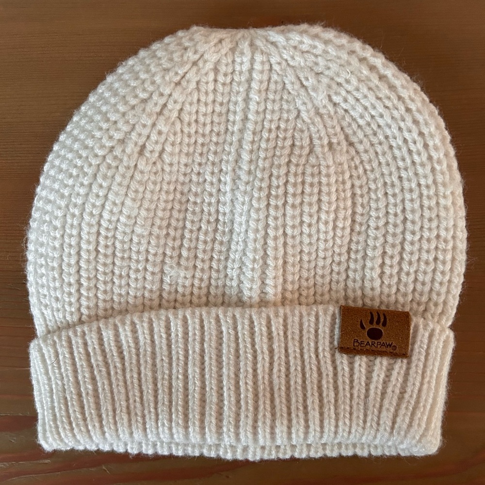 Bearpaw baby toque